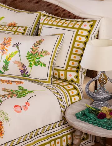 Idées cadeaux : la collection évènement Debeaulieu