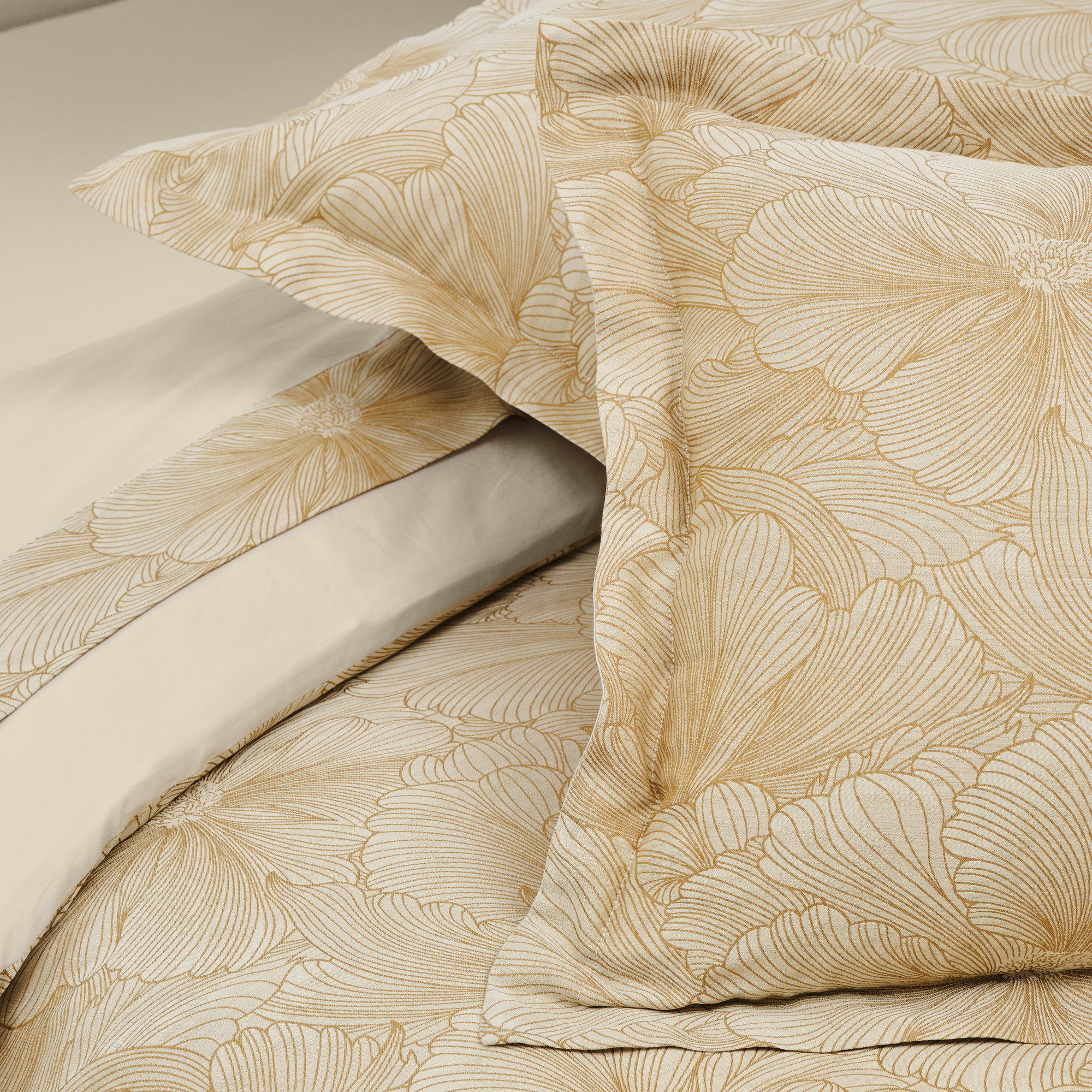 Bettwäsche Goldene Blüte 100 % Baumwolle, Jacquard-Satin, 118 Fäden/cm²