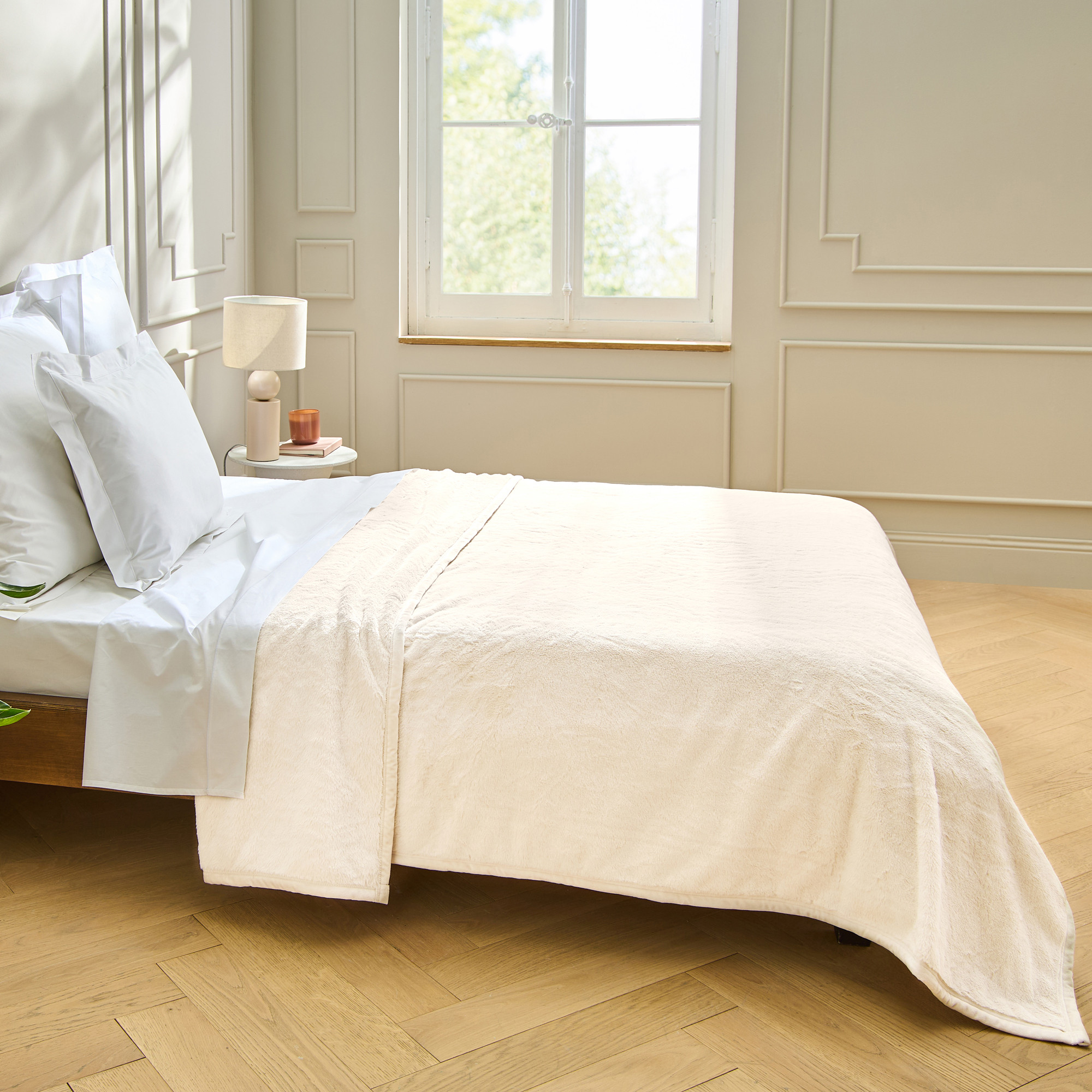 Decke  Wohlfühlparadies  aus 100% Fleece