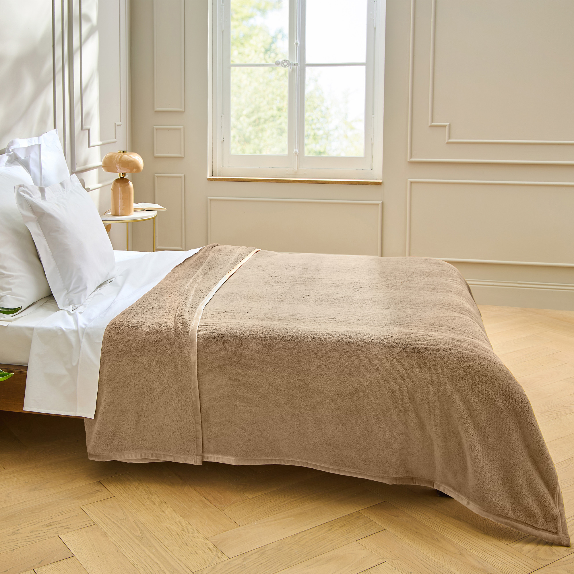 Decke  Wohlfühlparadies  aus 100% Fleece