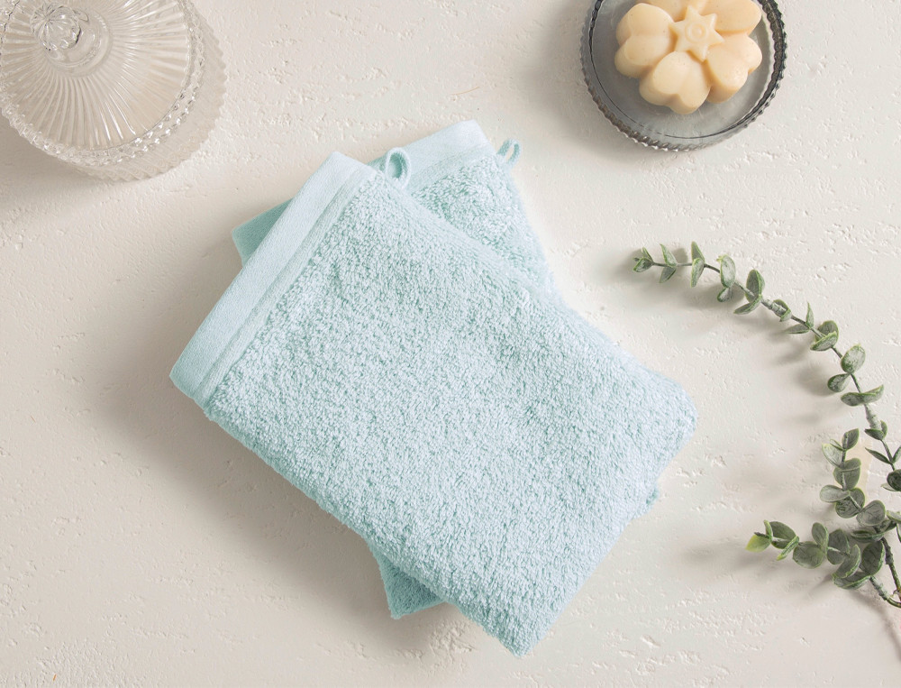 Froteeware mit Stickerei