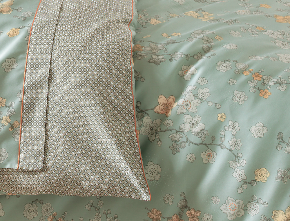Satin-Bettbezug mit Blumenmotiv Ikebana