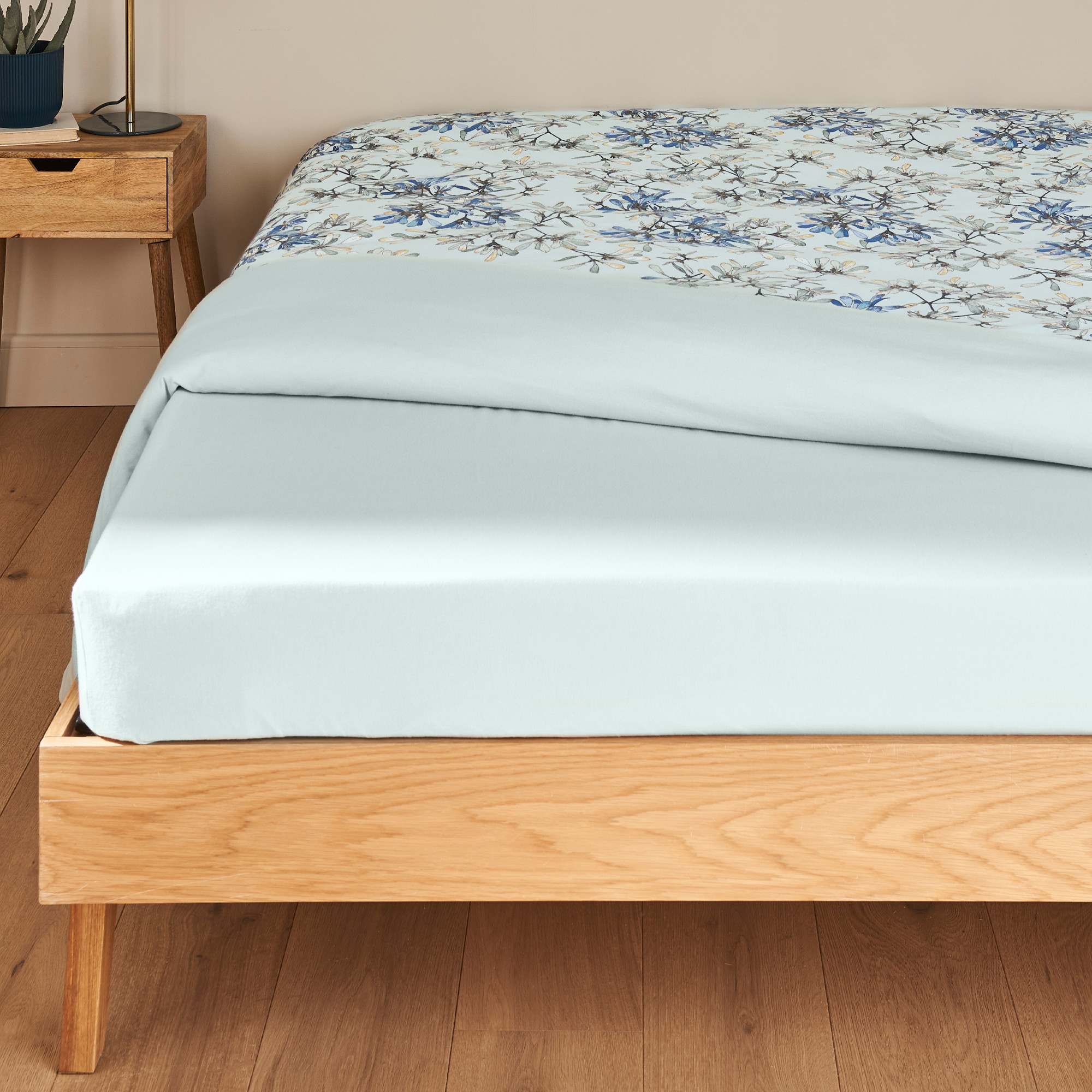 Kissenbezug  Botanische Poesie  100 % Baumwolle – Flanellqualität (170 g/m²)
