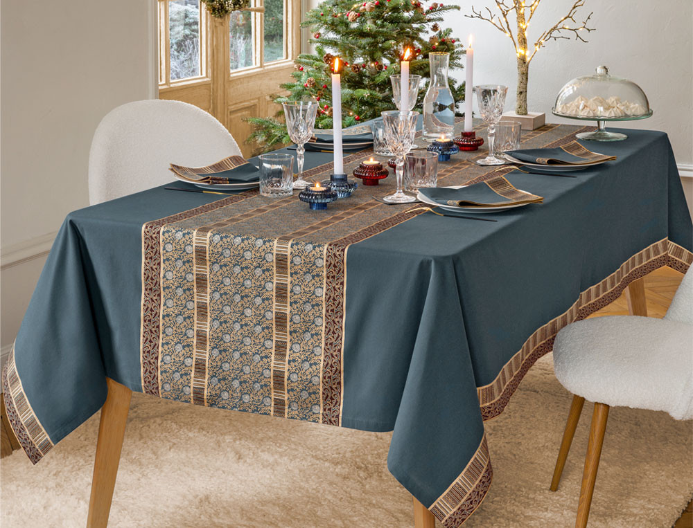 /fr/la-deco/deco-de-table/bougeoirs-diner-a-malacca/