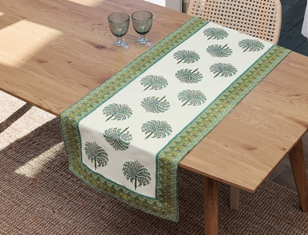 /fr/la-table/chemin-de-table/chemin-de-table-assouan/