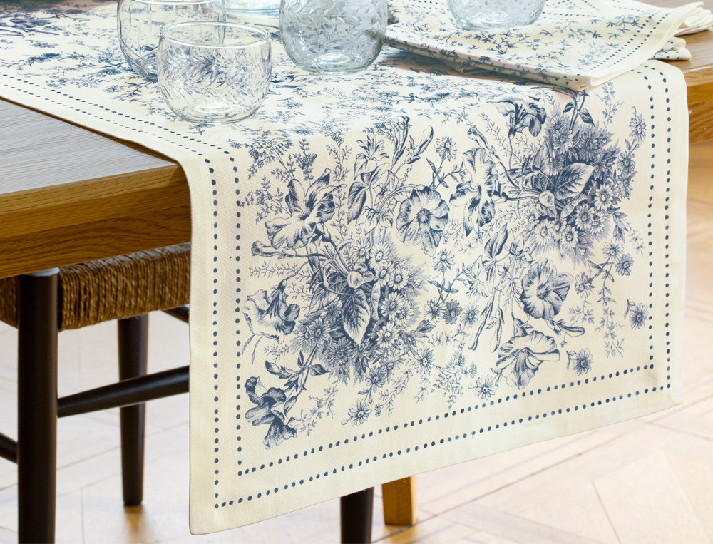 /fr/la-table/chemin-de-table/chemin-de-table-la-table-de-louise/