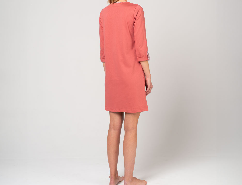 /fr/les-vetements-d-interieur/femme/chemise-de-nuit/chemise-de-nuit-au-jardin-des-plantes/