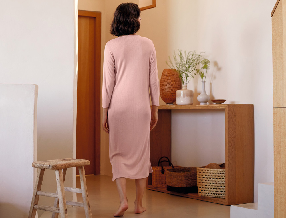 /fr/les-vetements-d-interieur/femme/chemise-de-nuit/chemise-de-nuit-femme-douce-reverie/
