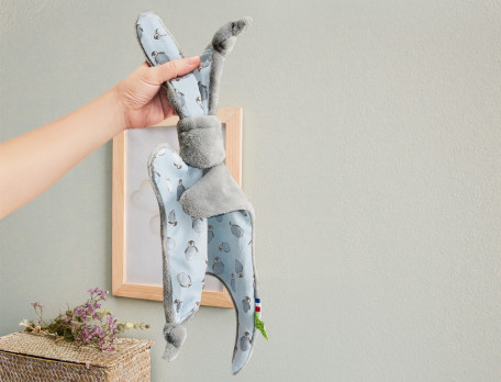 Coffret doudou forme de lapin tissu imprimé gris pingouin Nin-Nin®