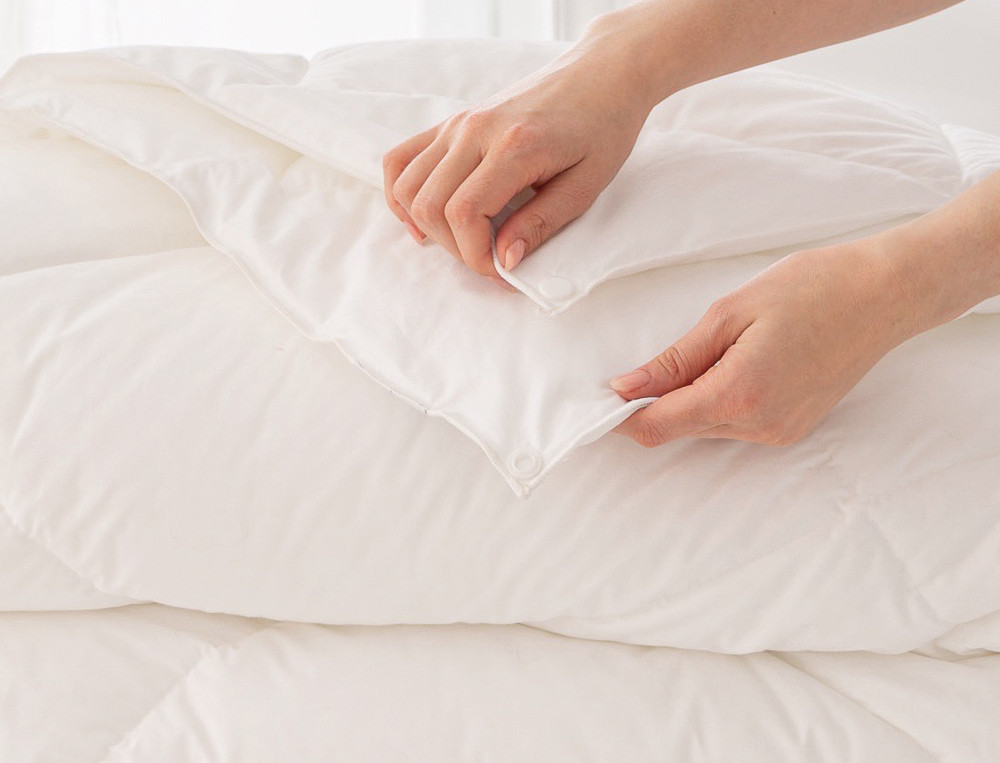 /fr/la-chambre/couettes/couettes-synthetiques/couette-4-saisons/
