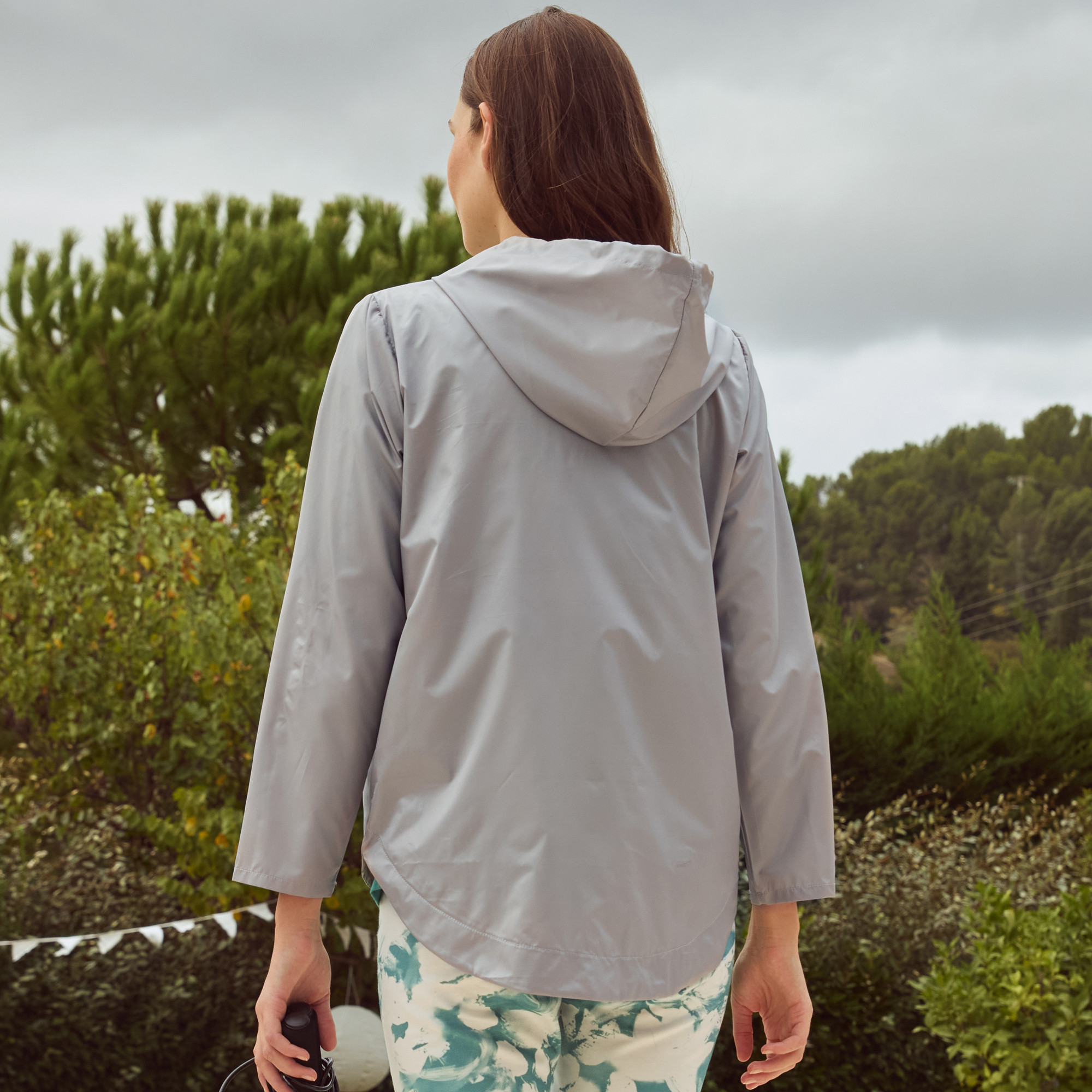 /fr/les-vetements-d-interieur/femme/cache-coeur-veste/coupe-vent-femme-fleur-de-lotus/