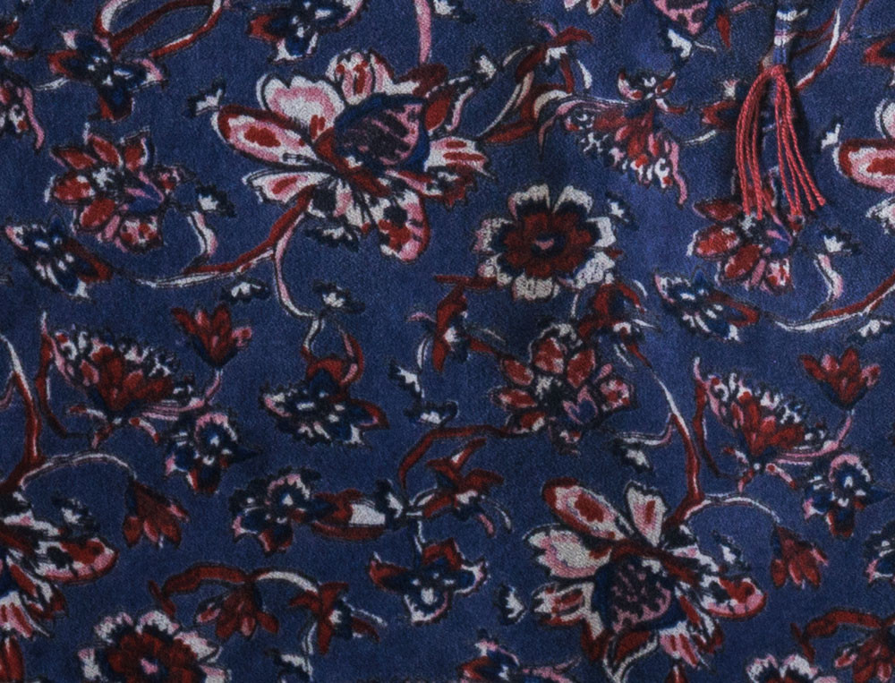 /fr/la-chambre/sur-le-lit/plaid/courtepointe-bleu-indigo-barroco/