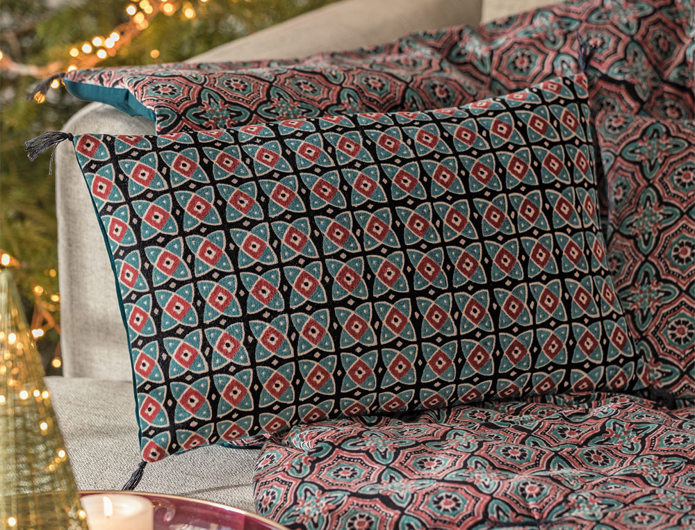 /fr/la-deco/coussins/coussin-bleu-instant-velours/