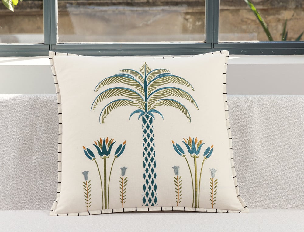/fr/la-deco/coussins/coussin-brode-louxor/