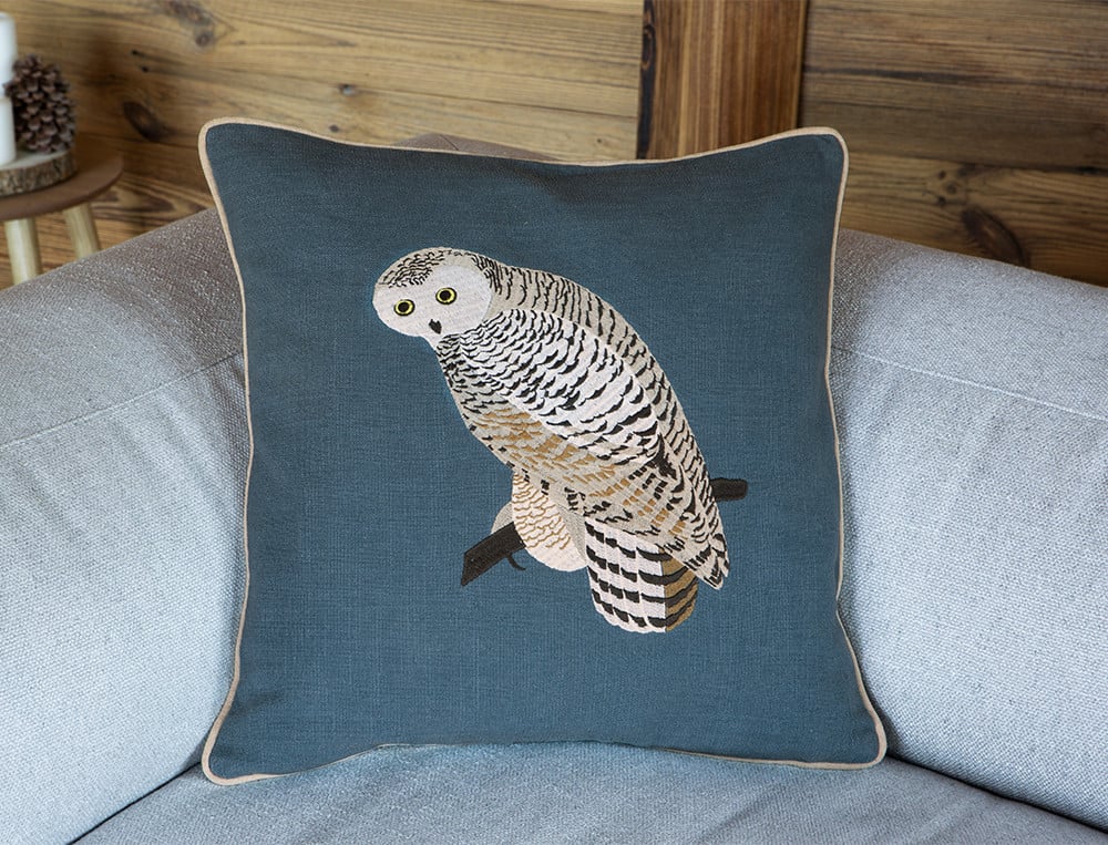 /fr/la-deco/coussins/coussin-chouette-au-sommet/