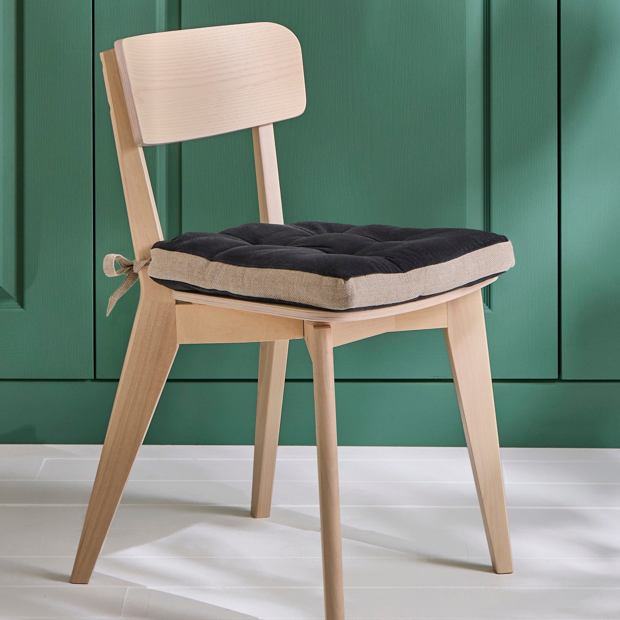 /fr/la-deco/galette-de-chaise/coussin-de-chaise-en-couleurs/