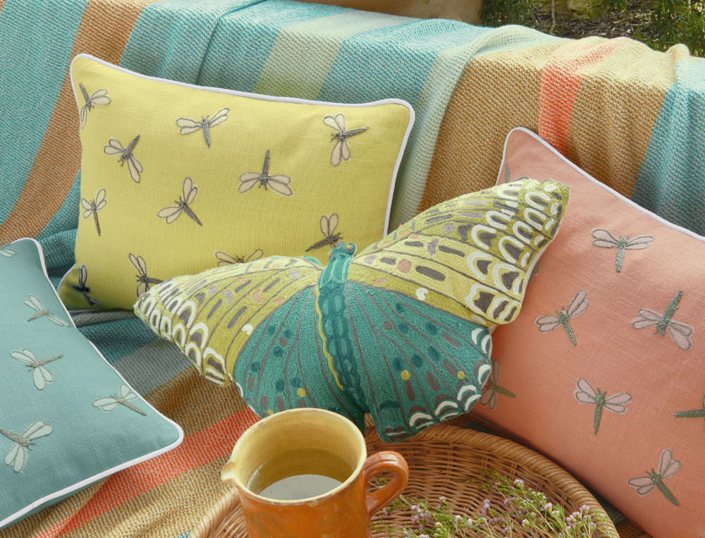 /fr/la-deco/coussins/coussin-papillon-un-air-d-ete/