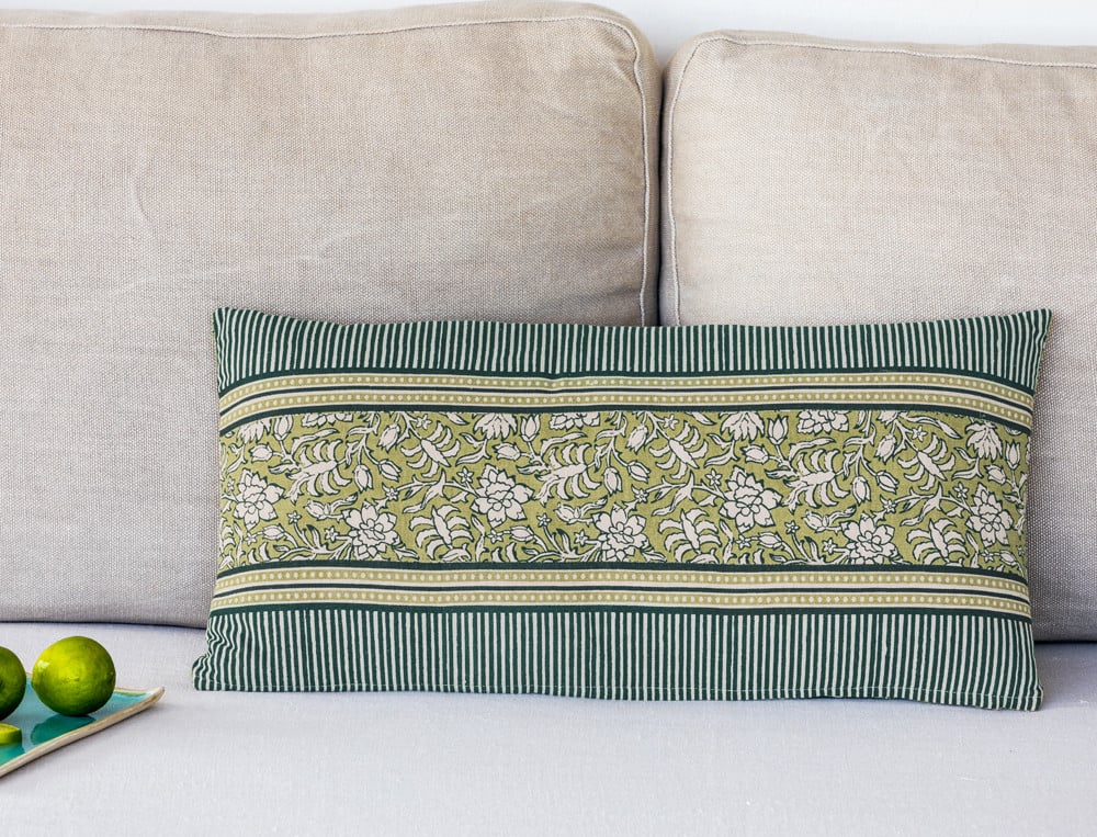 /fr/la-deco/coussins/coussin-rectangulaire-matcha/