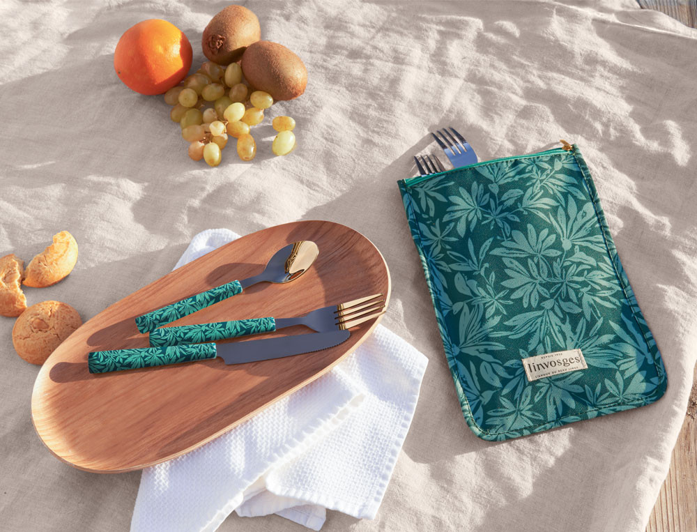 /fr/la-table/deco-de-table/couverts-pochette-pinede/