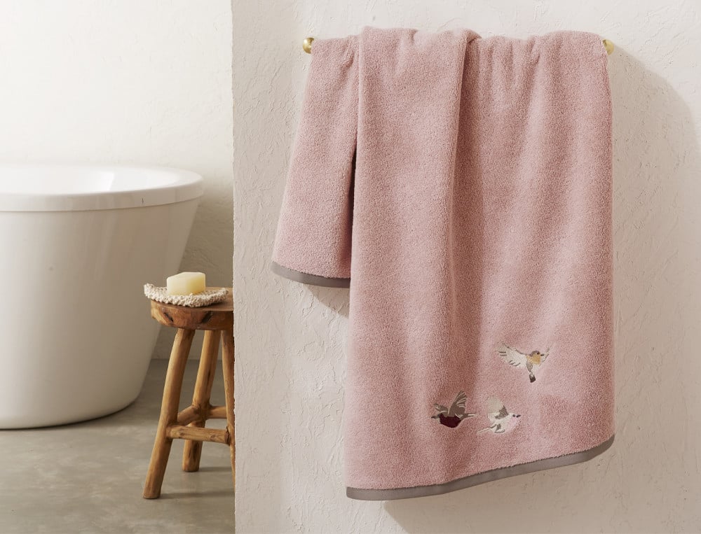 Drap de bain À vol d\'oiseaux