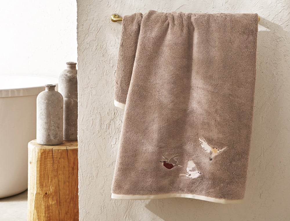 Drap de bain À vol d\'oiseaux