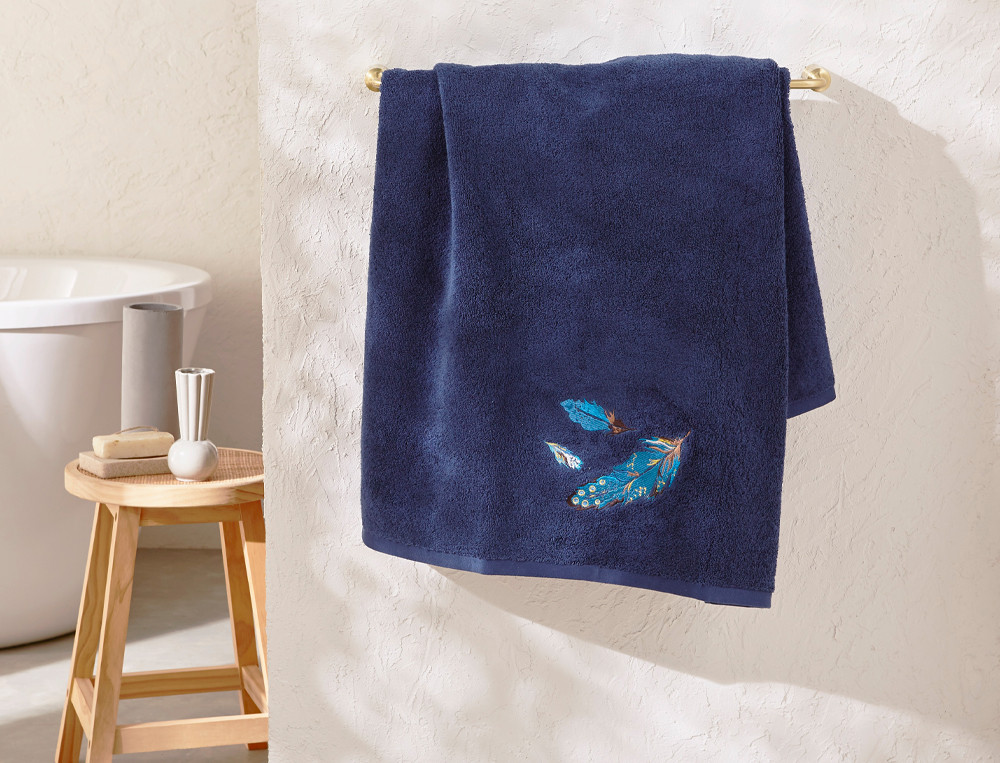 Drap de bain brodé 100% coton Bleu de Paon