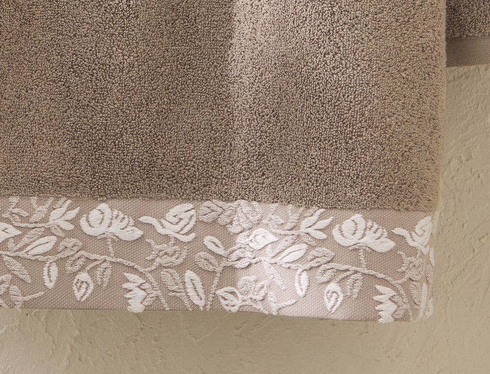 Drap de bain Pétales de rosée