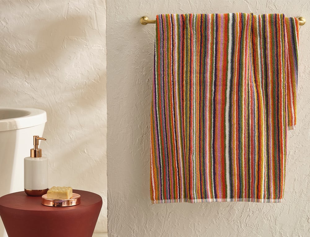 /fr/la-salle-de-bain/drap-de-bain/drap-de-bain-raye-en-promenade/