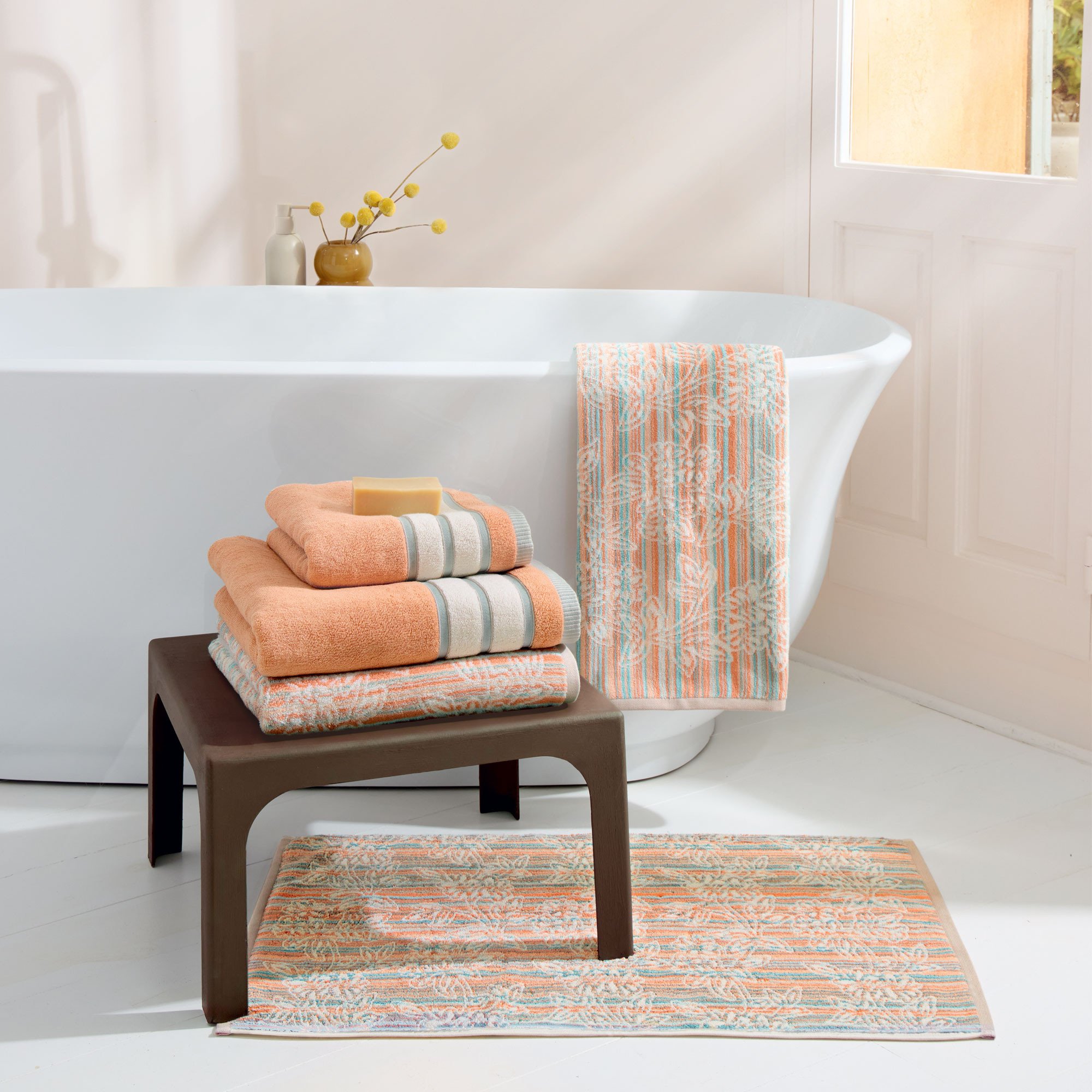 /fr/la-salle-de-bain/drap-de-bain/drap-de-bain-uni-vibration/