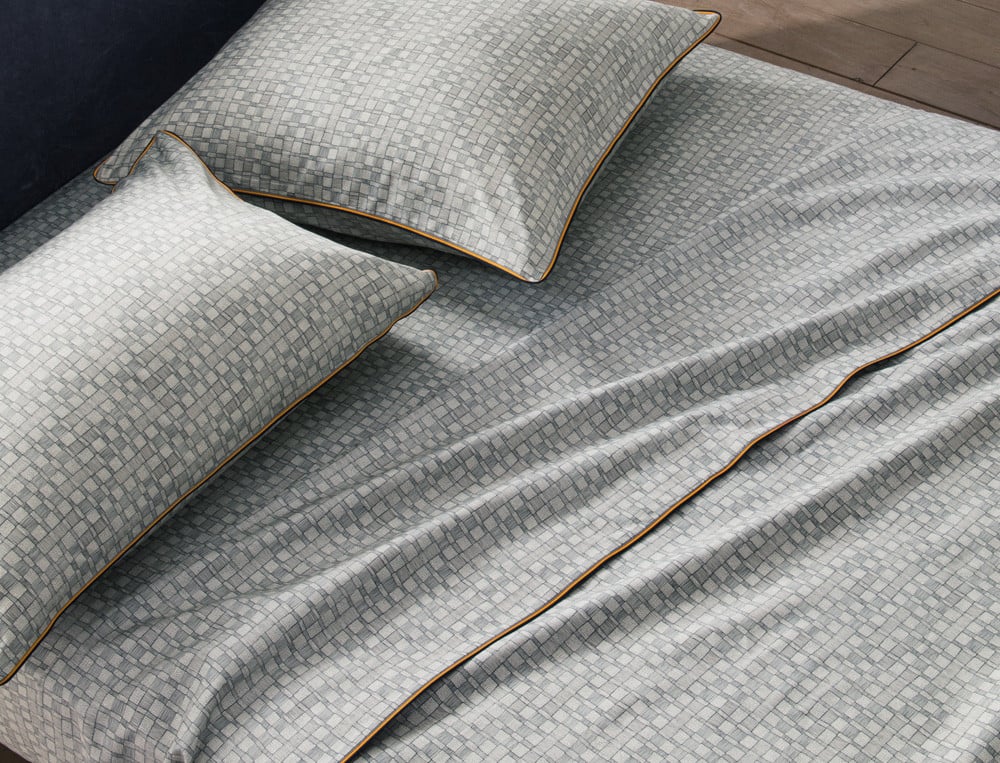 /fr/la-chambre/linge-de-lit/drap/drap-dominote/