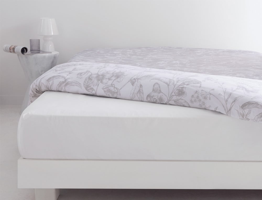 /fr/la-chambre/linge-de-lit/drap-housse/drap-housse-esquisse-florale/