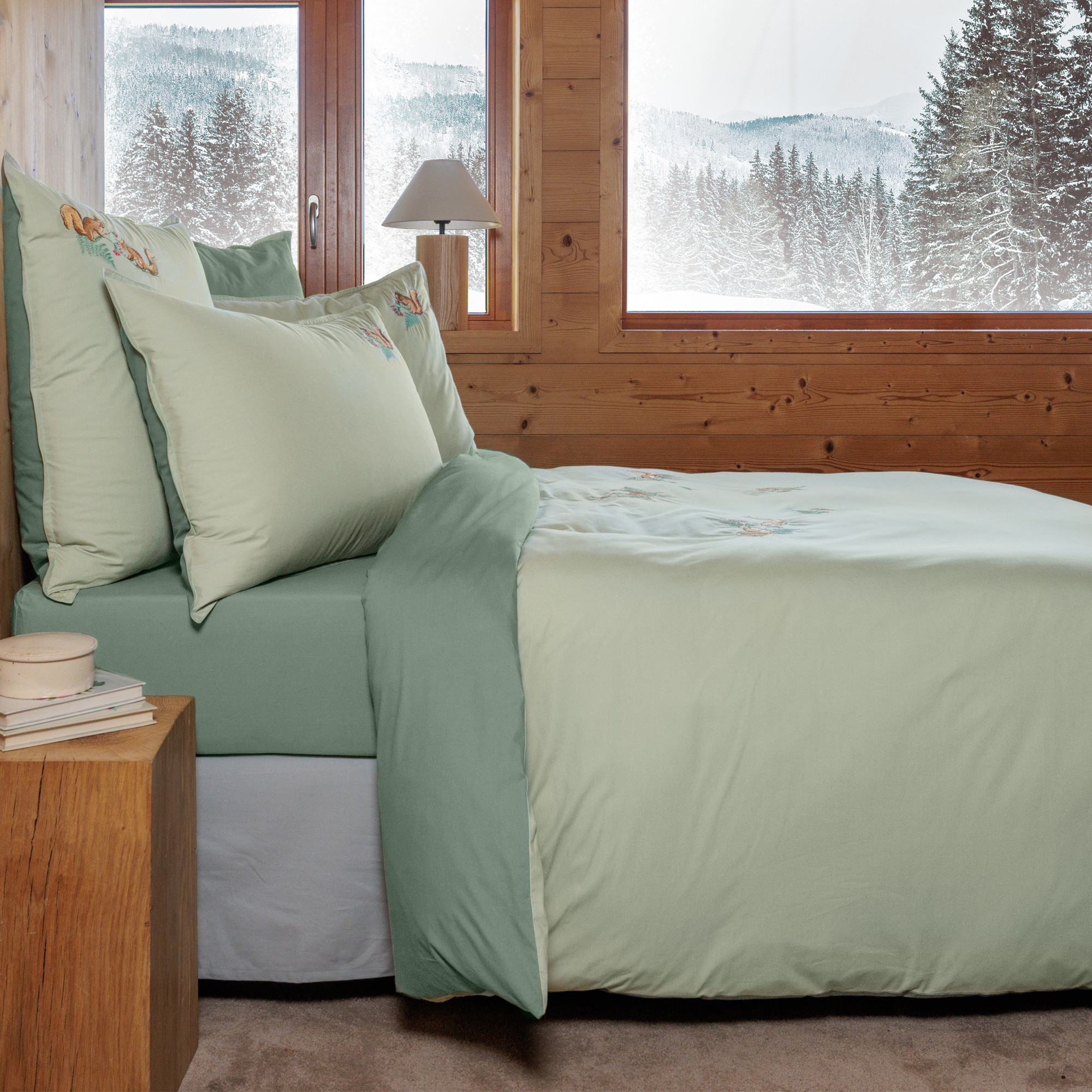 /fr/la-chambre/linge-de-lit/drap-housse/drap-housse-les-ecureuils/