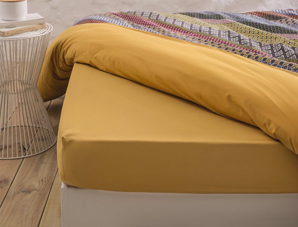 Drap-housse percale lavée uni jaune ocre Lourmarin