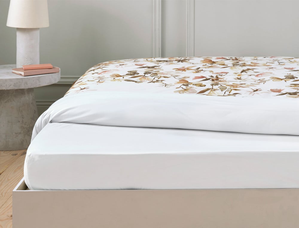 /fr/la-chambre/linge-de-lit/drap-housse/drap-housse-petales-de-rosee/