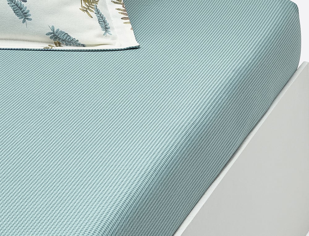 /fr/la-chambre/linge-de-lit/drap-housse/drap-housse-sous-bois/