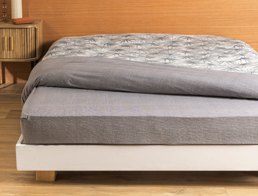/fr/la-chambre/linge-de-lit/drap-housse/drap-housse-trait-pour-trait/