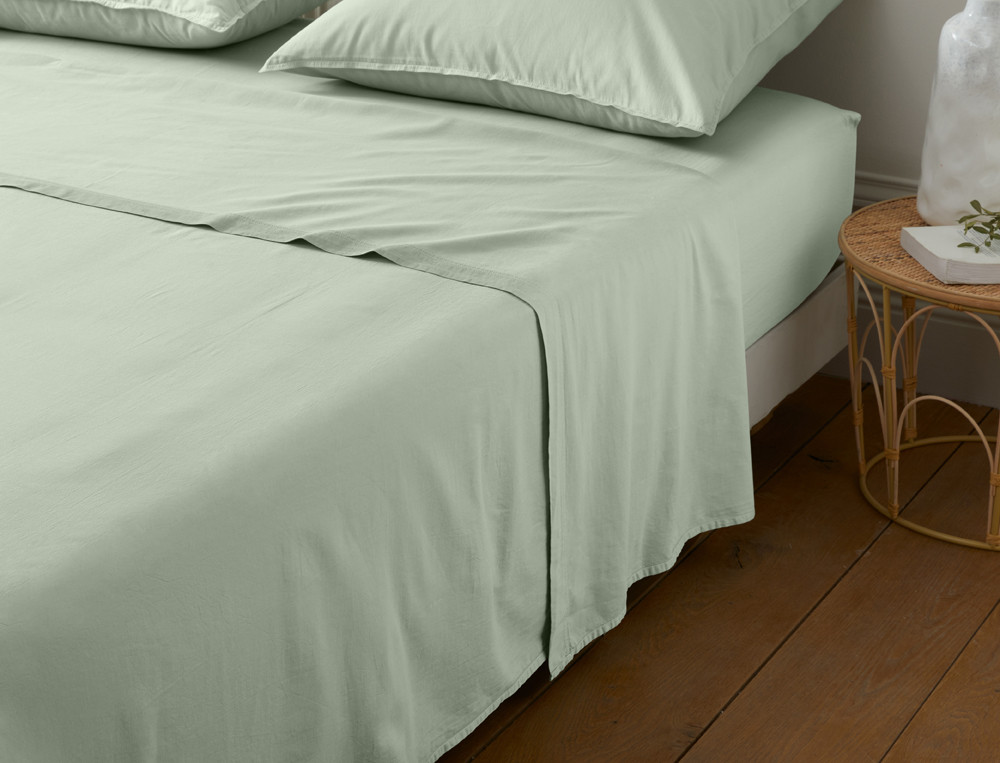 Drap de lit satin de coton Cubes II vert cèdre Linge de maison promotion  -50%