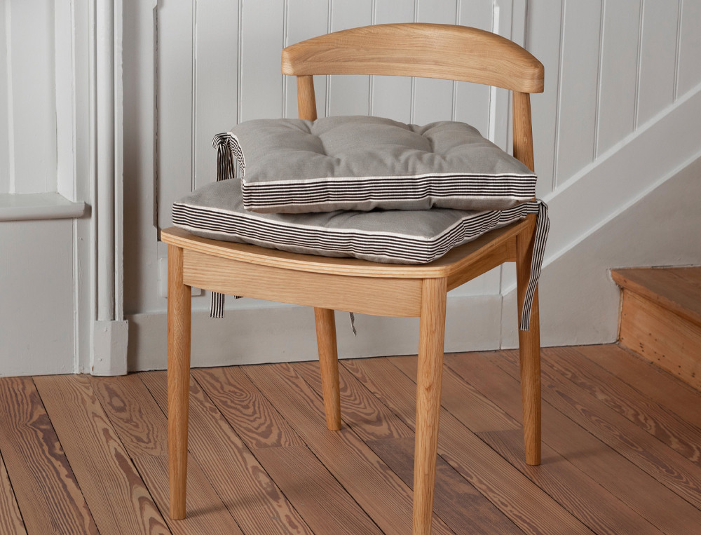 /fr/la-deco/galette-de-chaise/galette-de-chaise-style-graphique/