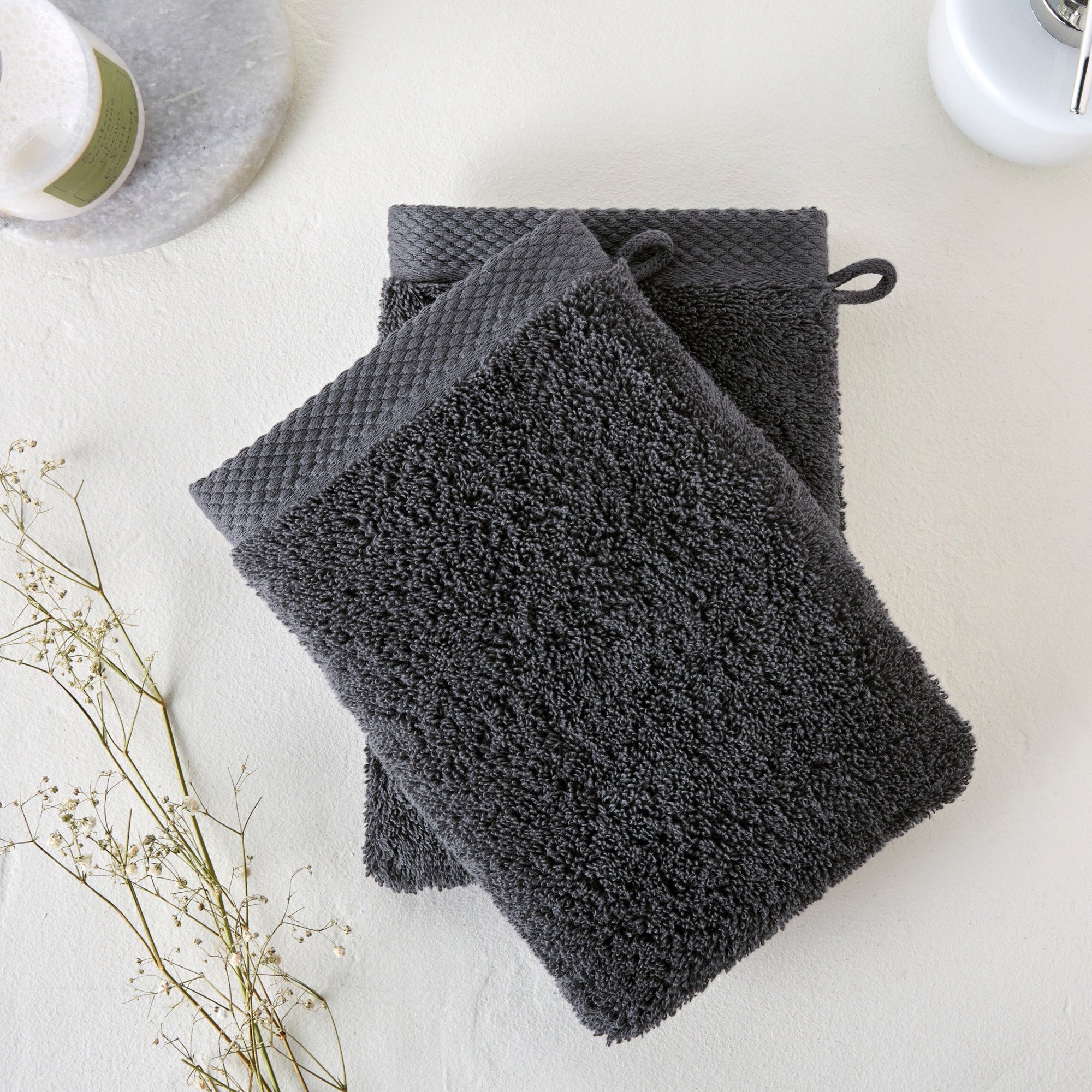/fr/enfants/linge-de-bain/gant-toilette/gants-piste-noire/