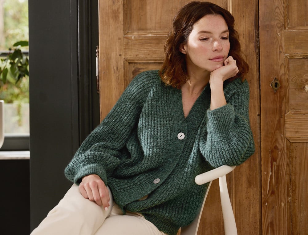 /fr/les-vetements-d-interieur/femme/cache-coeur-veste/gilet-melodie/