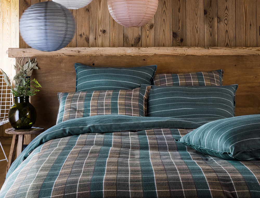 /fr/la-chambre/linge-de-lit/housse-de-couette/housse-de-couette-a-yellowstonne/