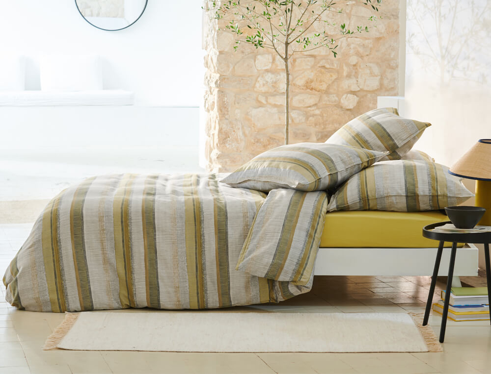 /fr/la-chambre/linge-de-lit/housse-de-couette/housse-de-couette-rayures-nature/