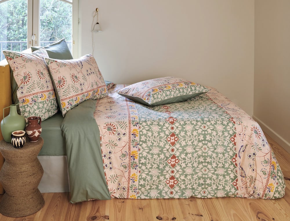 /fr/la-chambre/linge-de-lit/housse-de-couette/housse-de-couette-vent-d-est/