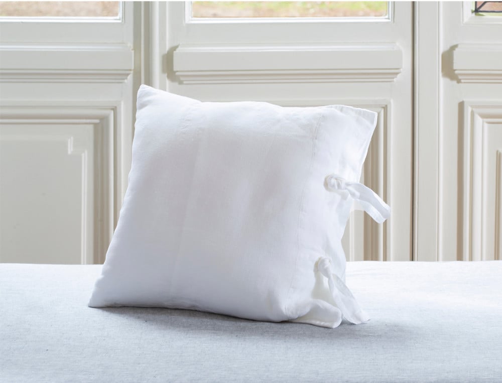 Housse de coussin blanche Histoire d'ailes