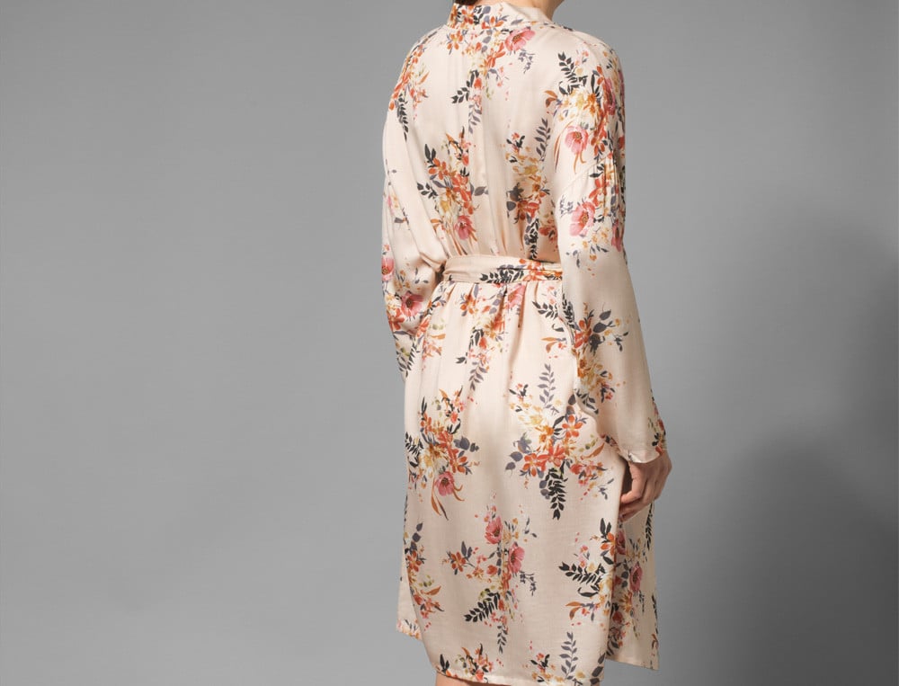 /fr/les-vetements-d-interieur/femme/robe-de-chambre-et-kimono/kimono-delicate/