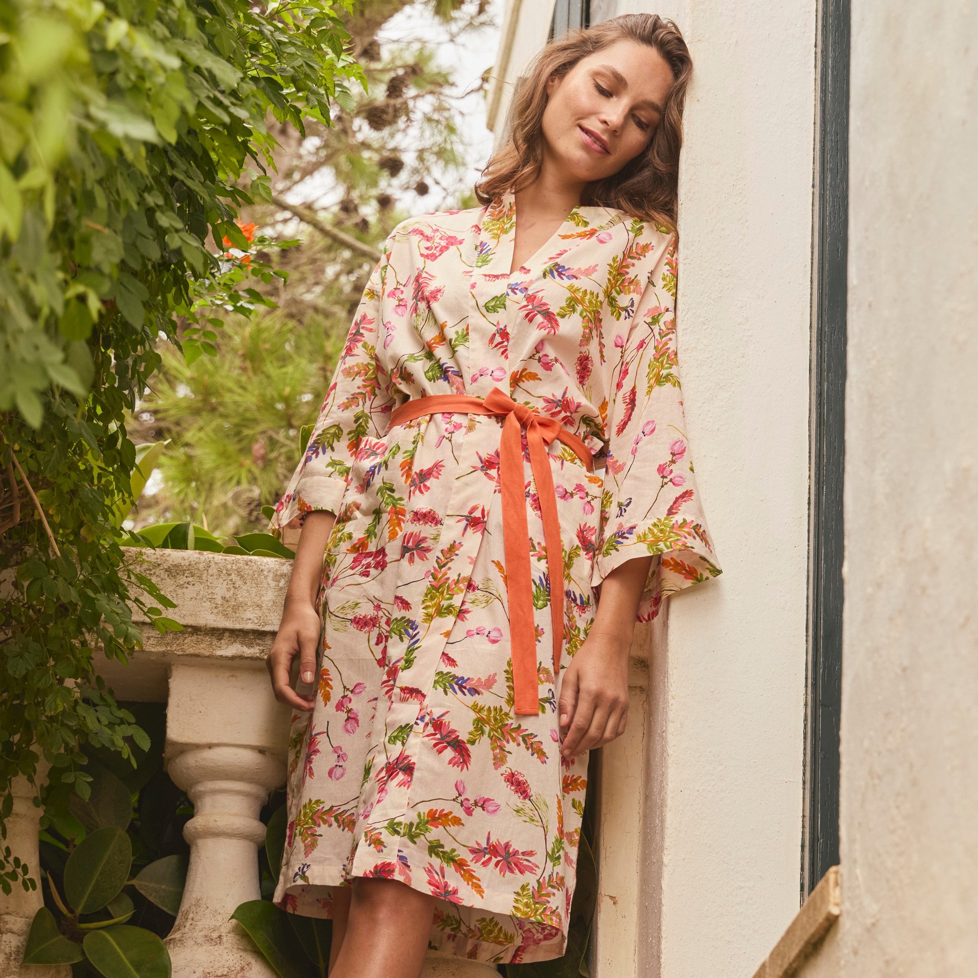/fr/les-vetements-d-interieur/femme/robe-de-chambre-et-kimono/kimono-femme-casa-flora/