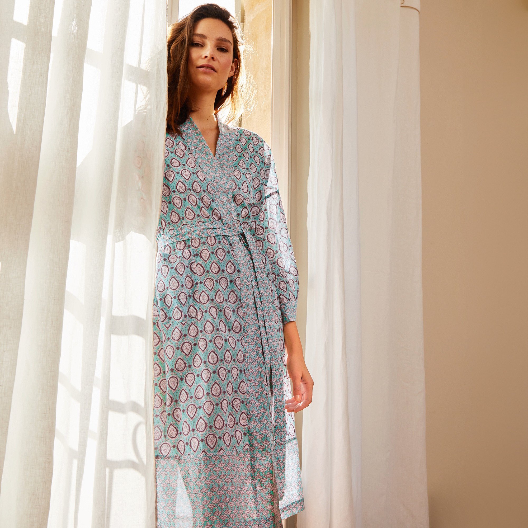 /fr/les-vetements-d-interieur/femme/robe-de-chambre-et-kimono/kimono-femme-jasmine/