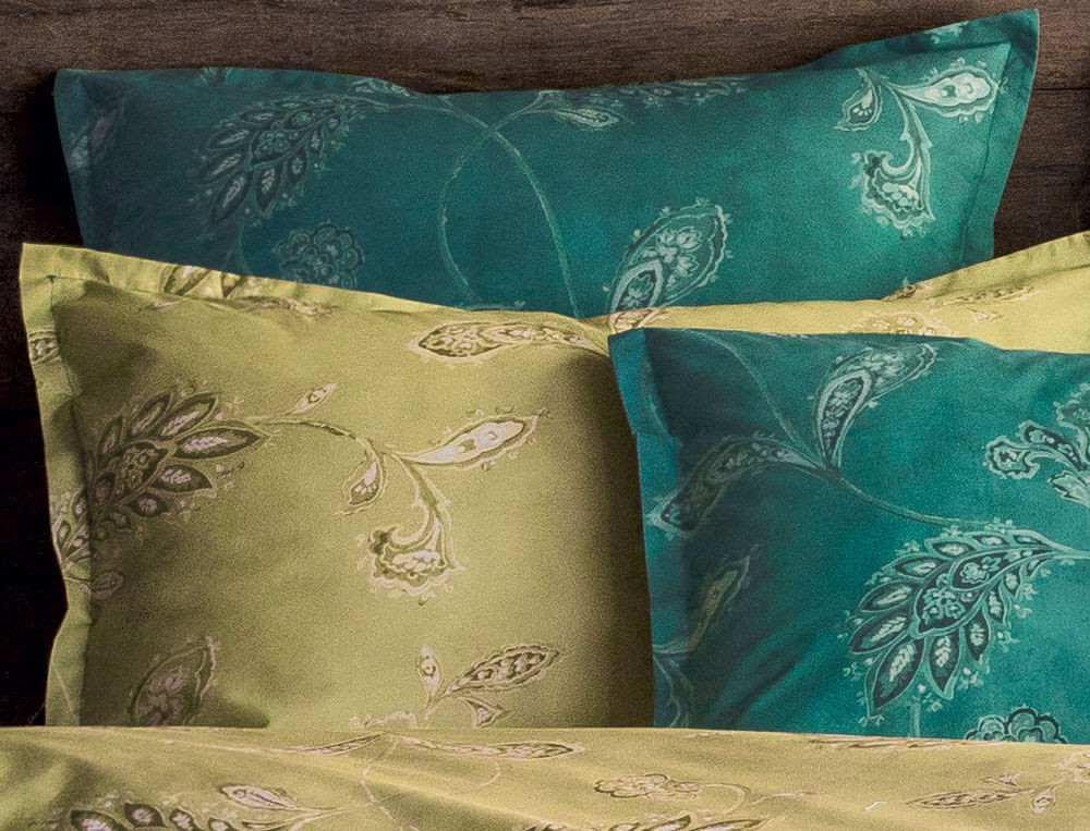 Perkal-Kissenbezug mit Blumenmotiv Smaragd