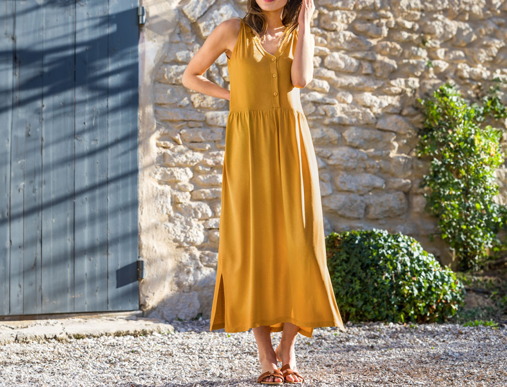 Langes Kleid V-Ausschnitt safran Sommerfreude