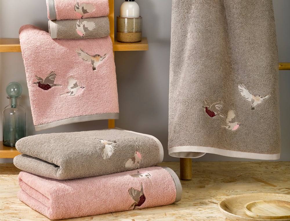 Drap de bain À vol d'oiseaux